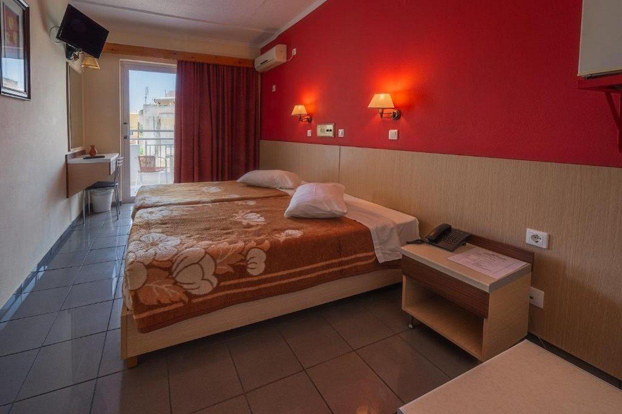 Dimitris Paritsa Hotel