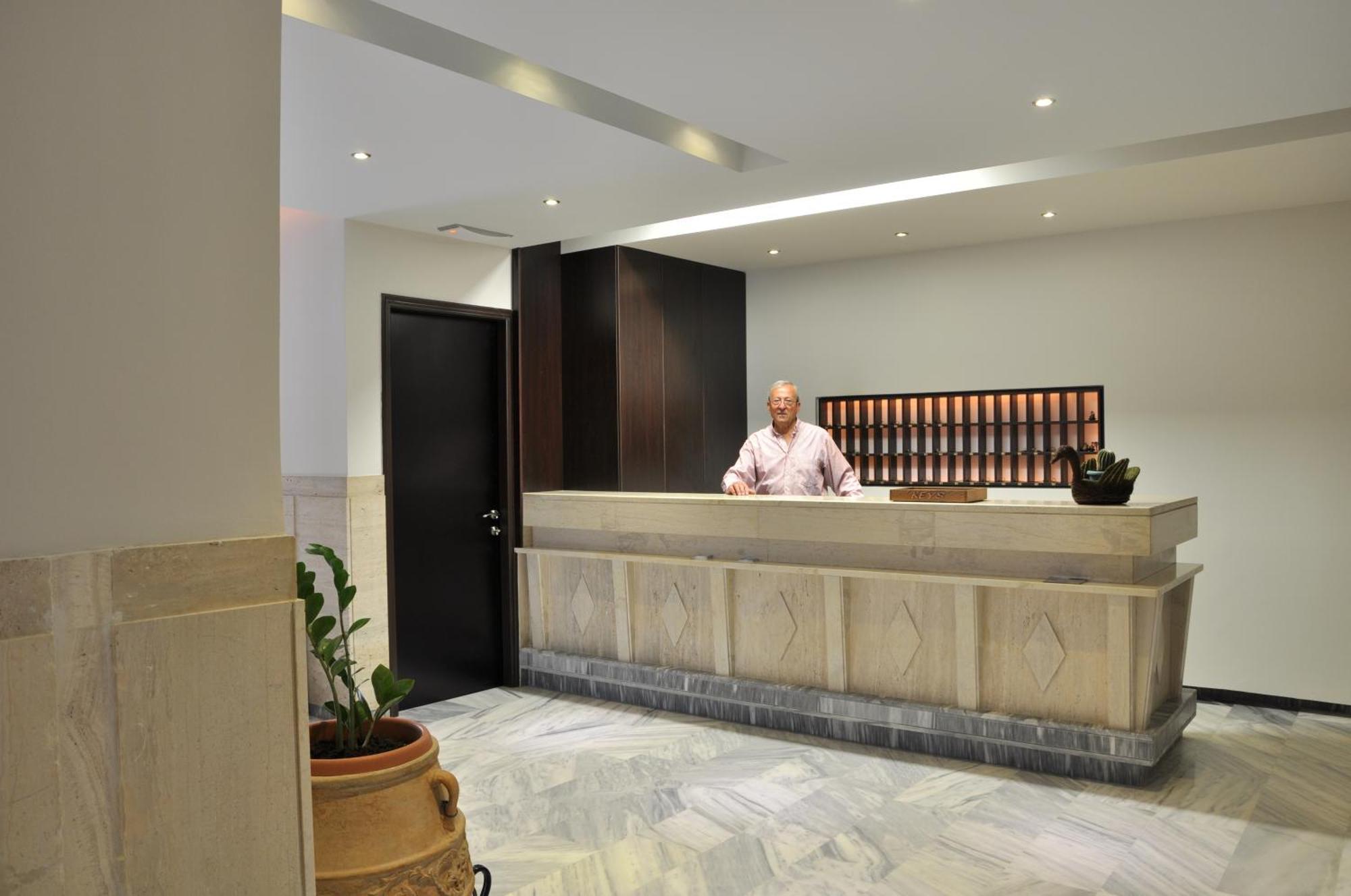 Hotel Dimitris Paritsa