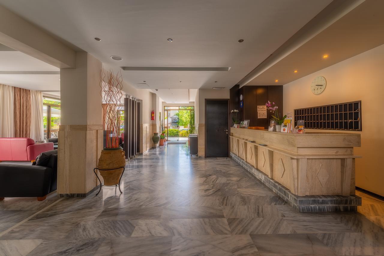 Hotel Dimitris Paritsa